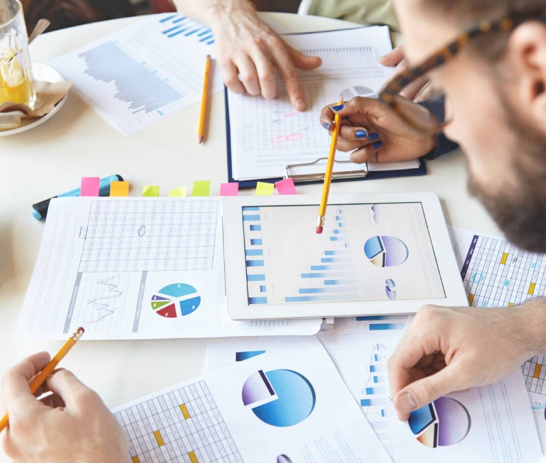Economic research and market analysis services