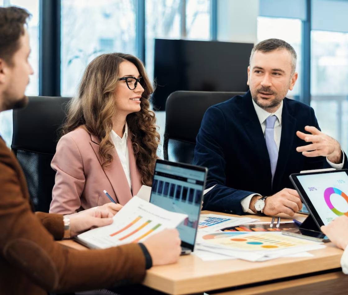 Business Experts and Professional Consultants